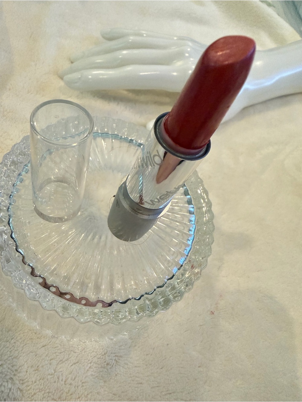 Cosmetics Lipstick Trio - Soft Pink, Peachy Nude, Deep Berry - Picture 5 of 7